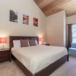 Snowcreek IV 588